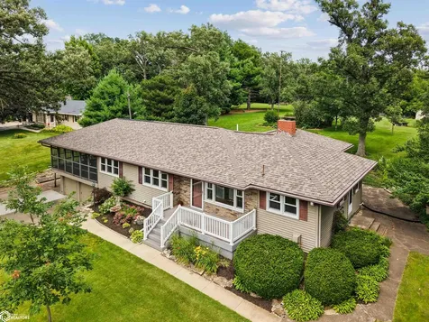 1966 Wallace Avenue Marshalltown IA 50158