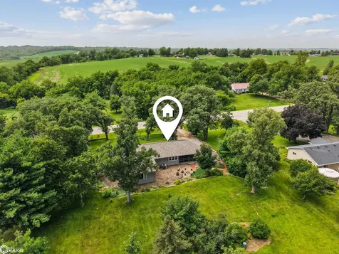 1966 Wallace Avenue Marshalltown IA 50158