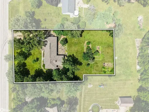1966 Wallace Avenue Marshalltown IA 50158