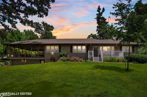 1966 Wallace Avenue Marshalltown IA 50158