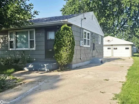 911 N Polk Avenue Mason City IA 50401