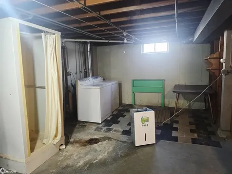 911 N Polk Avenue Mason City IA 50401
