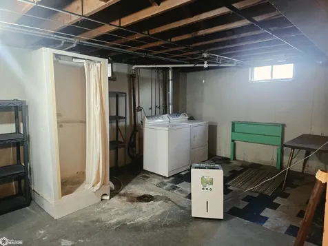911 N Polk Avenue Mason City IA 50401
