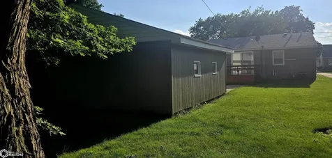911 N Polk Avenue Mason City IA 50401