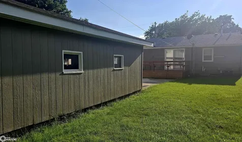 911 N Polk Avenue Mason City IA 50401