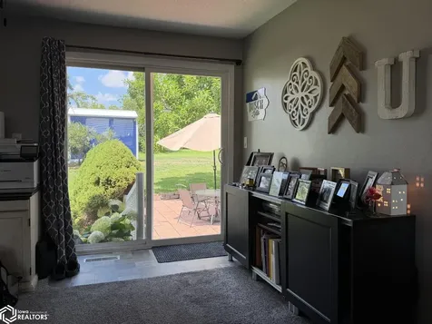 205 E Vine Street Toledo IA 52342