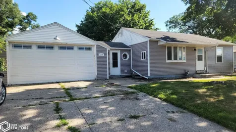 1109 12th Street NW Mason City IA 50401