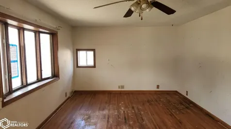 1109 12th Street NW Mason City IA 50401