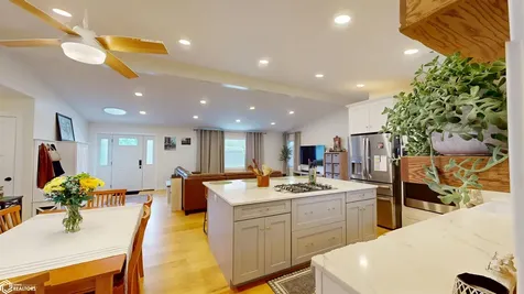503 E Fillmore Avenue Fairfield IA 52556