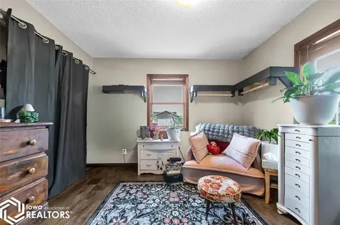 508 D Avenue Atkins IA 52206