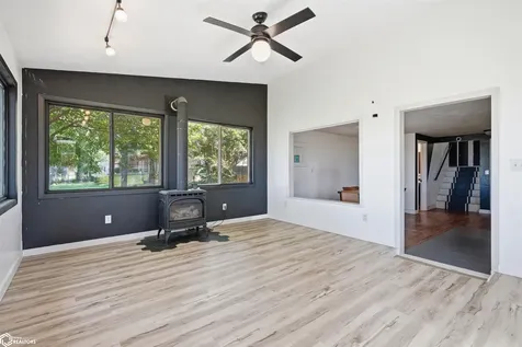 116 Orchard Lane New London IA 52645