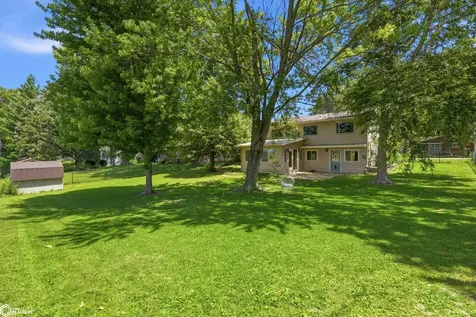 116 Orchard Lane New London IA 52645