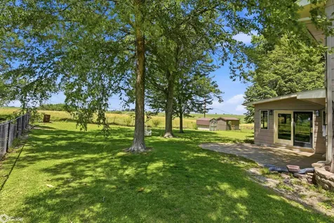 116 Orchard Lane New London IA 52645