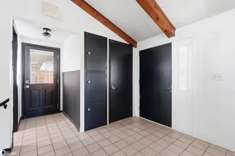 116 Orchard Lane New London IA 52645