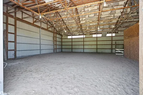 2942 Country Acres Drive Danville IA 52623