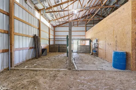 2942 Country Acres Drive Danville IA 52623