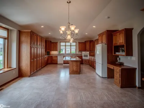 322 Nature Court Northwood IA 50459