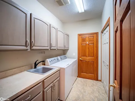 322 Nature Court Northwood IA 50459