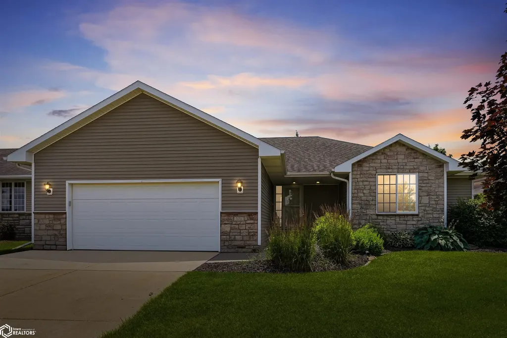 506 Carson Drive Marshalltown IA 50158