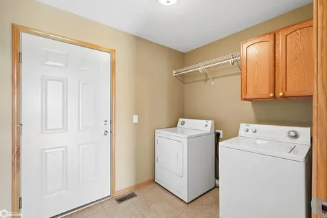 506 Carson Drive Marshalltown IA 50158