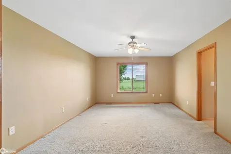506 Carson Drive Marshalltown IA 50158