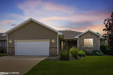506 Carson Drive Marshalltown IA 50158