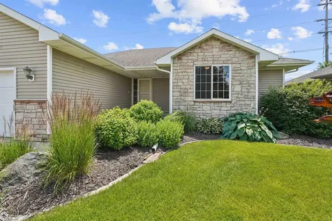 506 Carson Drive Marshalltown IA 50158