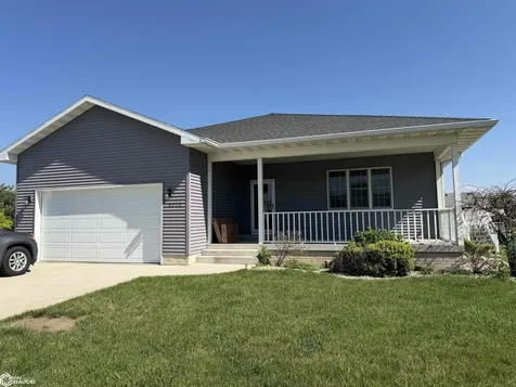 2716 Morningstar Court Mason City IA 50428