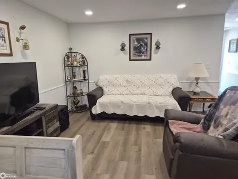 2412 188th Street Clarion IA 50525