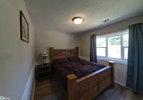 2412 188th Street Clarion IA 50525