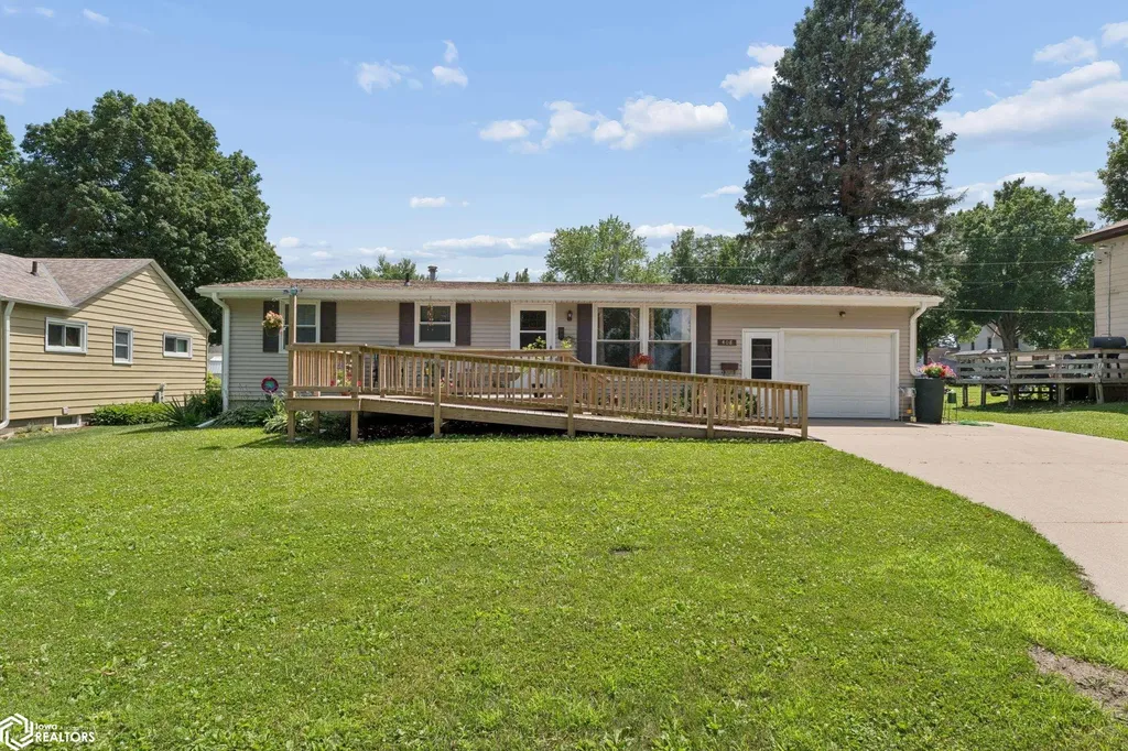 408 Pine Street Osage IA 50461