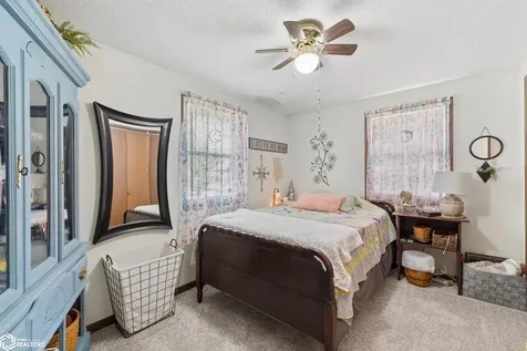 408 Pine Street Osage IA 50461