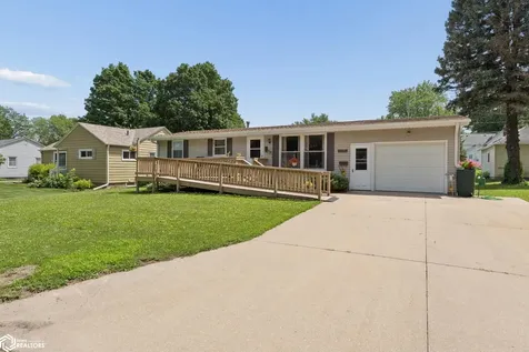 408 Pine Street Osage IA 50461