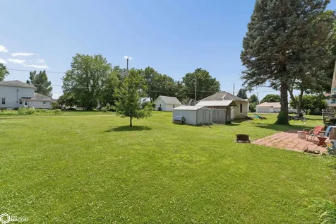 408 Pine Street Osage IA 50461