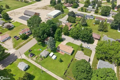 408 Pine Street Osage IA 50461
