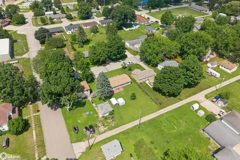 408 Pine Street Osage IA 50461