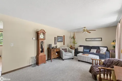 408 Pine Street Osage IA 50461