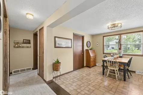 408 Pine Street Osage IA 50461