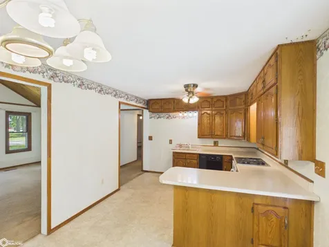 11995 Rutledge Road Ottumwa IA 52501