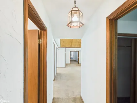 11995 Rutledge Road Ottumwa IA 52501