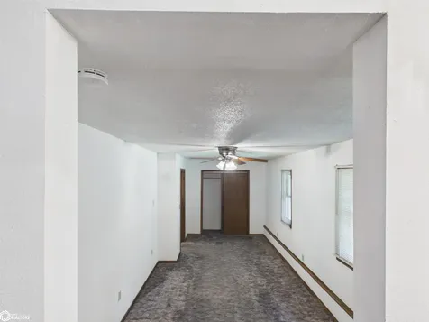 11995 Rutledge Road Ottumwa IA 52501