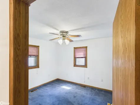 11995 Rutledge Road Ottumwa IA 52501