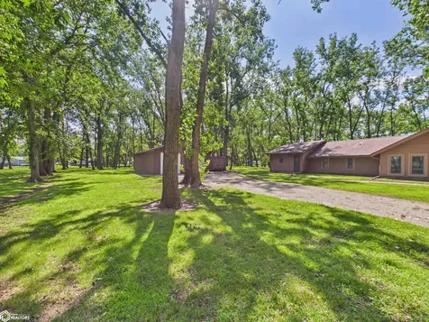 11995 Rutledge Road Ottumwa IA 52501