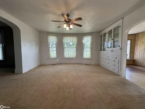 2555 New London Road New London IA 52645