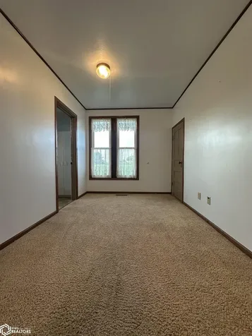 2555 New London Road New London IA 52645