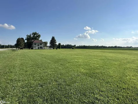 2555 New London Road New London IA 52645