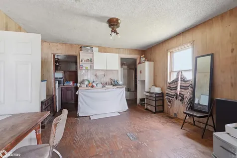 2201 Charles Street Burlington IA 52601