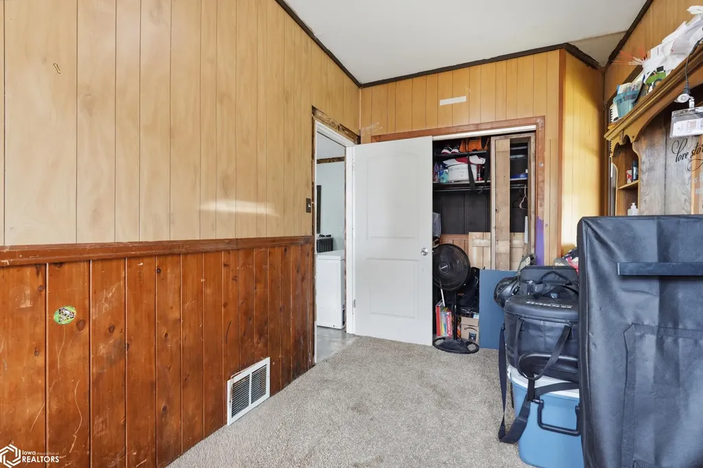 1605 S Central Avenue Burlington IA 52601