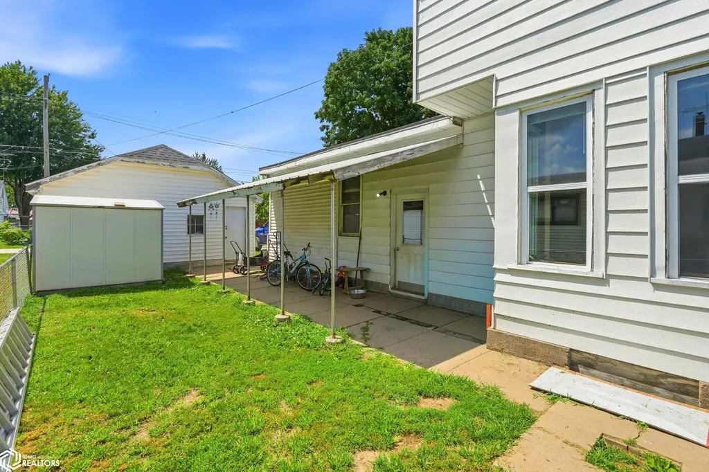 1605 S Central Avenue Burlington IA 52601