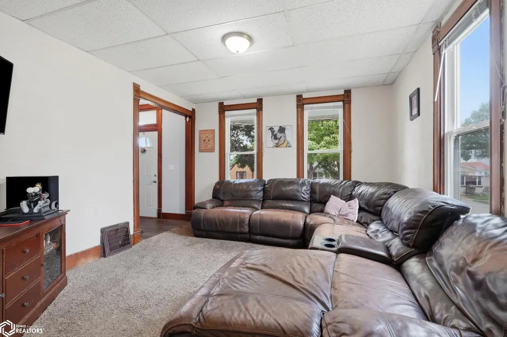 1605 S Central Avenue Burlington IA 52601
